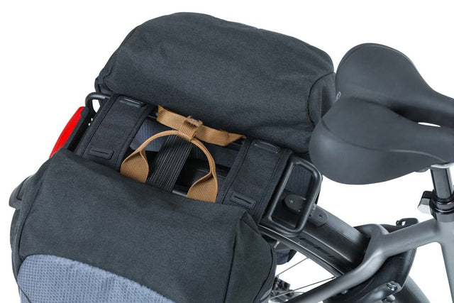 Basil Basil Miles Doppel-Gepäckträgertasche 34l blau/schwarz | 2025