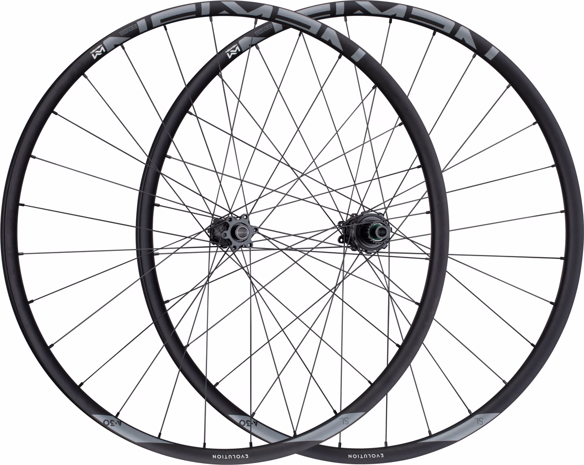 NEWMEN Evolution SL A.30 FADE Boost Disc 6-Loch 27 5" Laufradsatz Sonderangebote