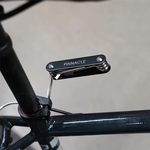 Pinnacle Multi Tool 6 function Bestseller